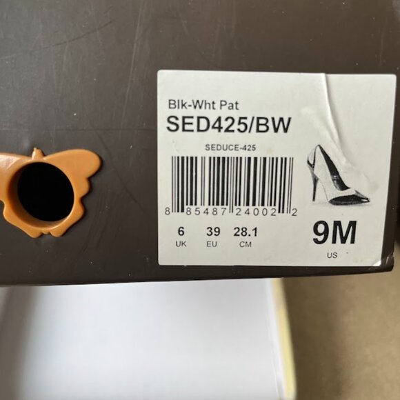 Pleaser Black and White Spectator Pumps - Size 9M - New in Box - Picture 7 of 7